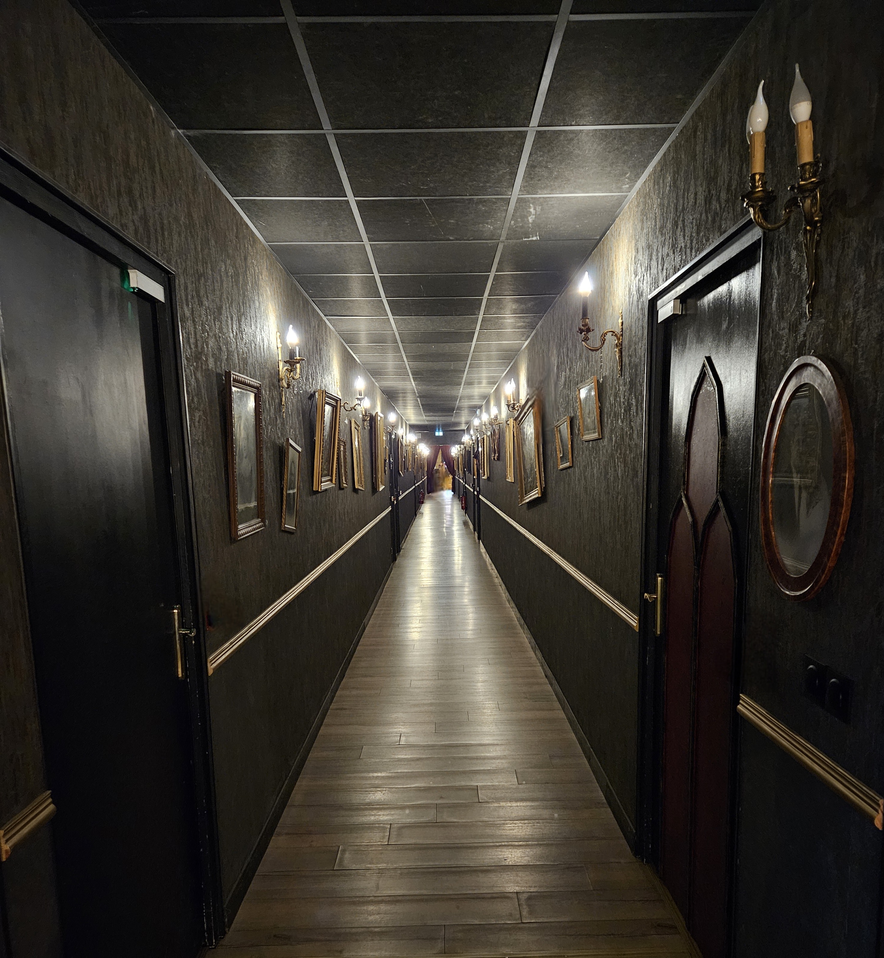 Décor immersif de Neurones Escape Game à Éragny près de Cergy-Pontoise